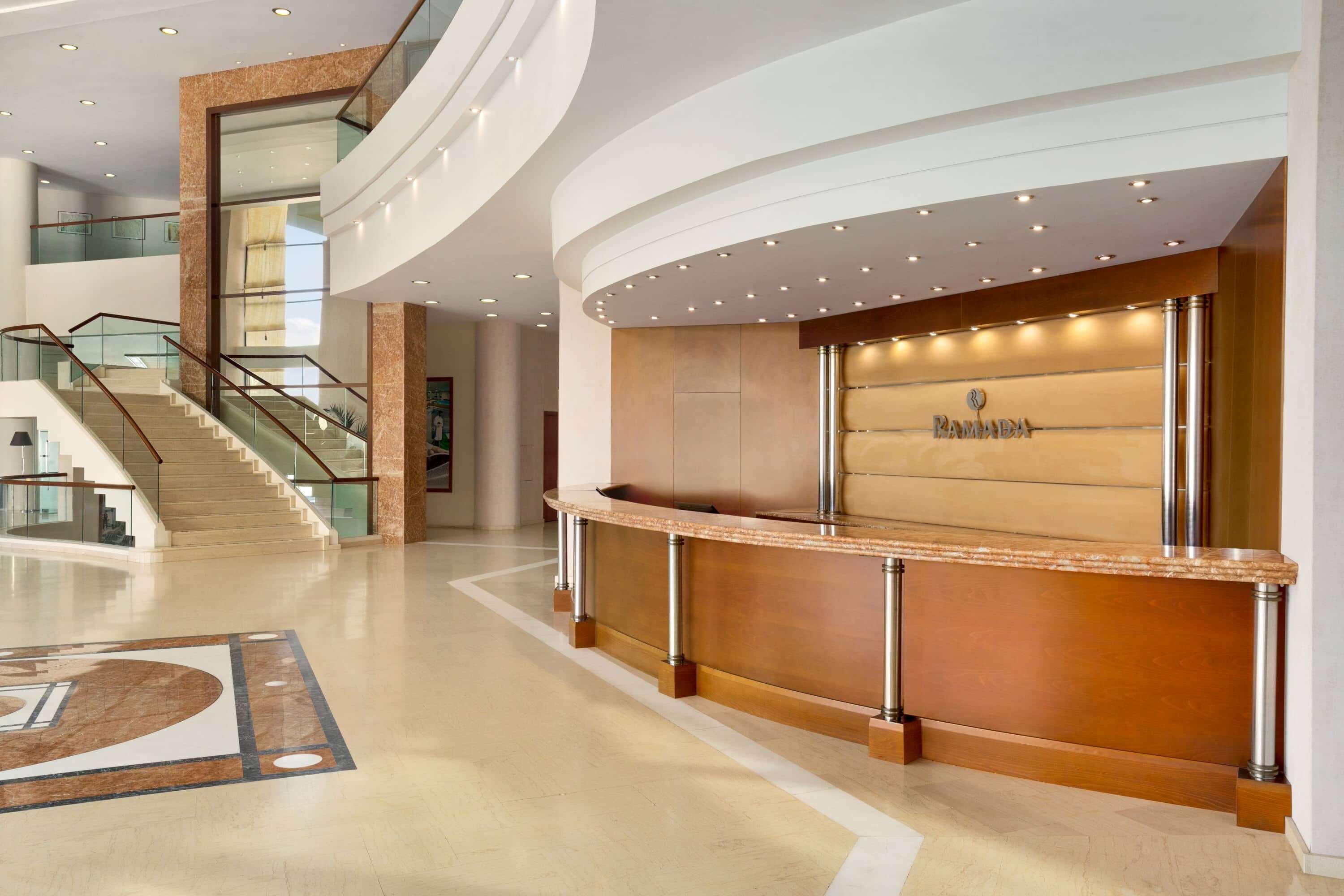 Ramada Plaza By Wyndham Thraki Hotel Alexandroúpolis Ngoại thất bức ảnh The lobby of the hotel