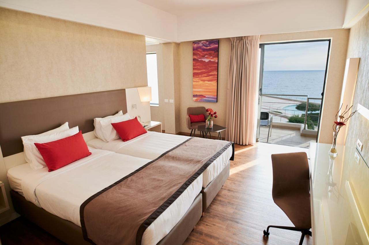 Ramada Plaza By Wyndham Thraki Hotel Alexandroúpolis Ngoại thất bức ảnh A room at the Leonardo Hotel, Tel Aviv