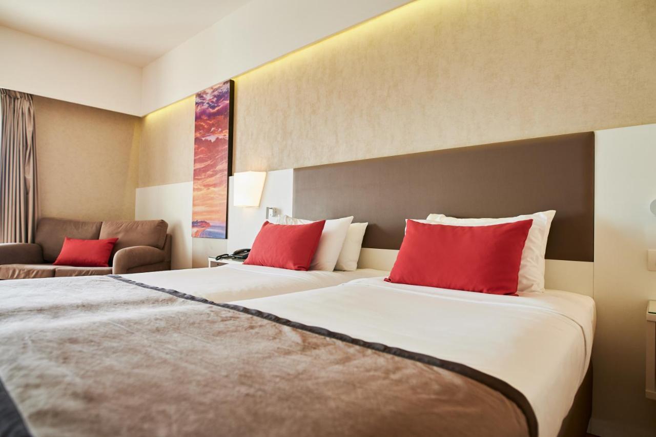 Ramada Plaza By Wyndham Thraki Hotel Alexandroúpolis Ngoại thất bức ảnh A room at the hotel